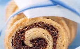 Anise-Scented Fig and Date Swirls