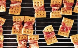 Bacon Crackers