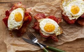 Bacon, Egg, and Tomato Toast