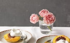 Baked Peaches with Amaretti and Cocoa