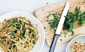 Bucatini With Walnut-Parsley Pesto