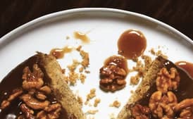 Caramel-Walnut Upsidedown Banana Cake