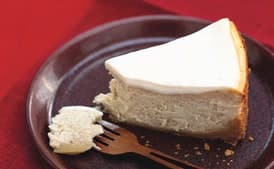 Chai-Spiced Cheesecake with Ginger Crust