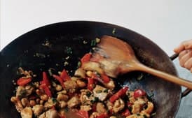 Chicken and Cashew Stir-Fry