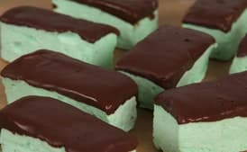 Chocolate-Dipped Crème de Menthe Marshmallows