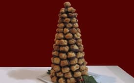 Christmas Croquembouche
