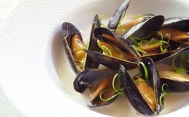 Coconut Lime Mussels