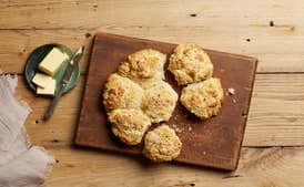 Cracked Black Pepper Pull-Apart Biscuits