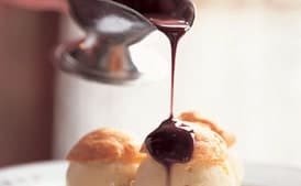 Cream Puffs with Vanilla Ice Cream and Chocolate Sauce