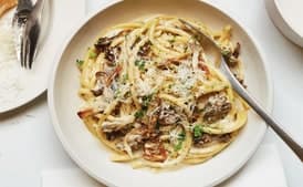 Creamy Pasta with Crispy Mushrooms