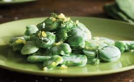 Fava Beans with Crème Fraîche and Mint