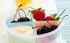 Fresh Fruit with Mascarpone and White Chocolate Dip