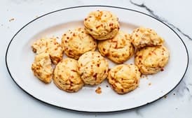 Garlic Cheddar Biscuits