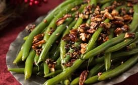Green Beans with Caramelized Pecans