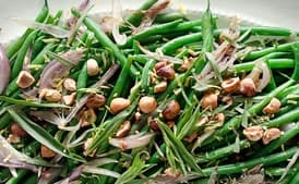 Green Beans with Shallots, Hazelnuts, and Tarragon