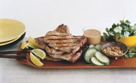 Grilled Pork Chops with Saté Sauce