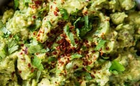 Guacamole with Aleppo Pepper