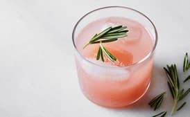Guava, Grapefruit, and Rosemary Agua Fresca (Agua fresca de guayaba, toronja y romero)