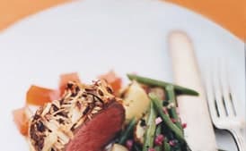 Horseradish-Crusted Beef Tenderloin