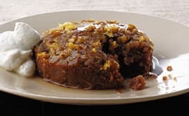 Individual Walnut Cake with Yogurt