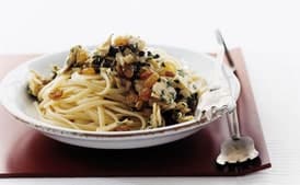 Linguine with Tuna, Capers, and Raisins