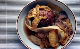 Lion's Head Casserole (Shih Tzu Tou)