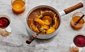 Mulled Apple Cider with Orange and Ginger