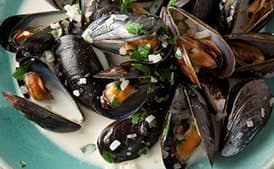Mussels in Green Peppercorn Sauce