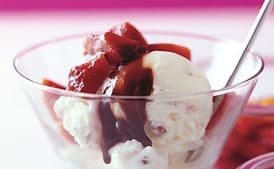 Nectarine-Red Wine Sauce