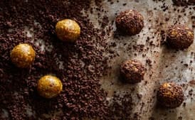 No-Bake Energy Bites with Ginger and Turmeric