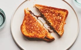 Nutella Grilled Cheese