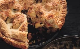 Old-Fashioned Mixed-Apple Pie