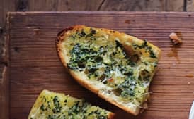 Old-School Garlic Bread