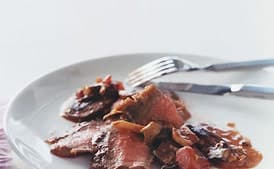 Panfried Flank Steak with Mushroom Ragoût