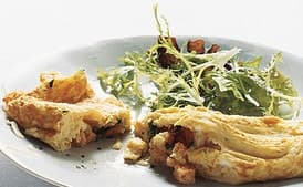 Parsley-Crouton Omelets with Gruyère