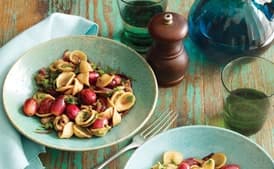 Pasta with Sausage and Red Grapes