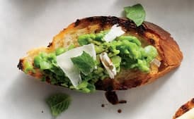 Peas, Mint & Parmesan Crostini