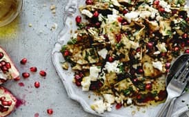 Fragrant Mixed Herb and Flatbread Salad (Domaaj)