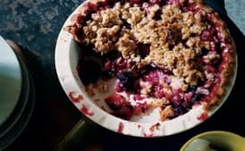Plum-Blackberry Streusel Pie