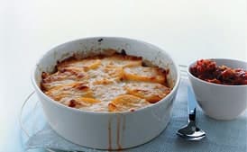 Polenta Pie with Cheese and Tomato Sauce