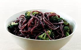 Red-Wine Spaghetti with Broccoli