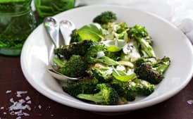 Roasted Broccoli with Garlic and Red Pepper