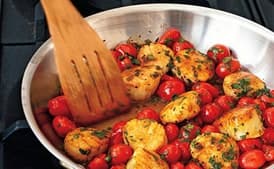 Sauted Scallops with Cherry Tomatoes, Green Onions, and Parsley