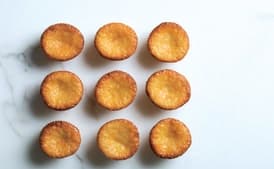 Semolina–Lemon Syrup Cakes