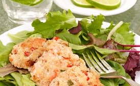 Shrimp Cakes with Chili-Lime Cream Sauce