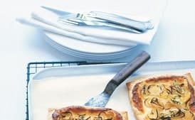 Simple Leek and Ricotta Tarts