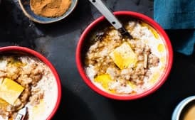 Slow-Cooker Oatmeal With Apples and Ginger