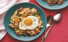 Slow Cooker Savory Oatmeal with Bacon, Scallions, and Cheddar
