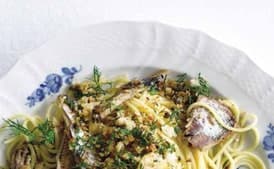 Spaghetti with Sardines, Dill and Fried Capers