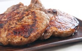 Spice-Rubbed Grilled Pork Chops